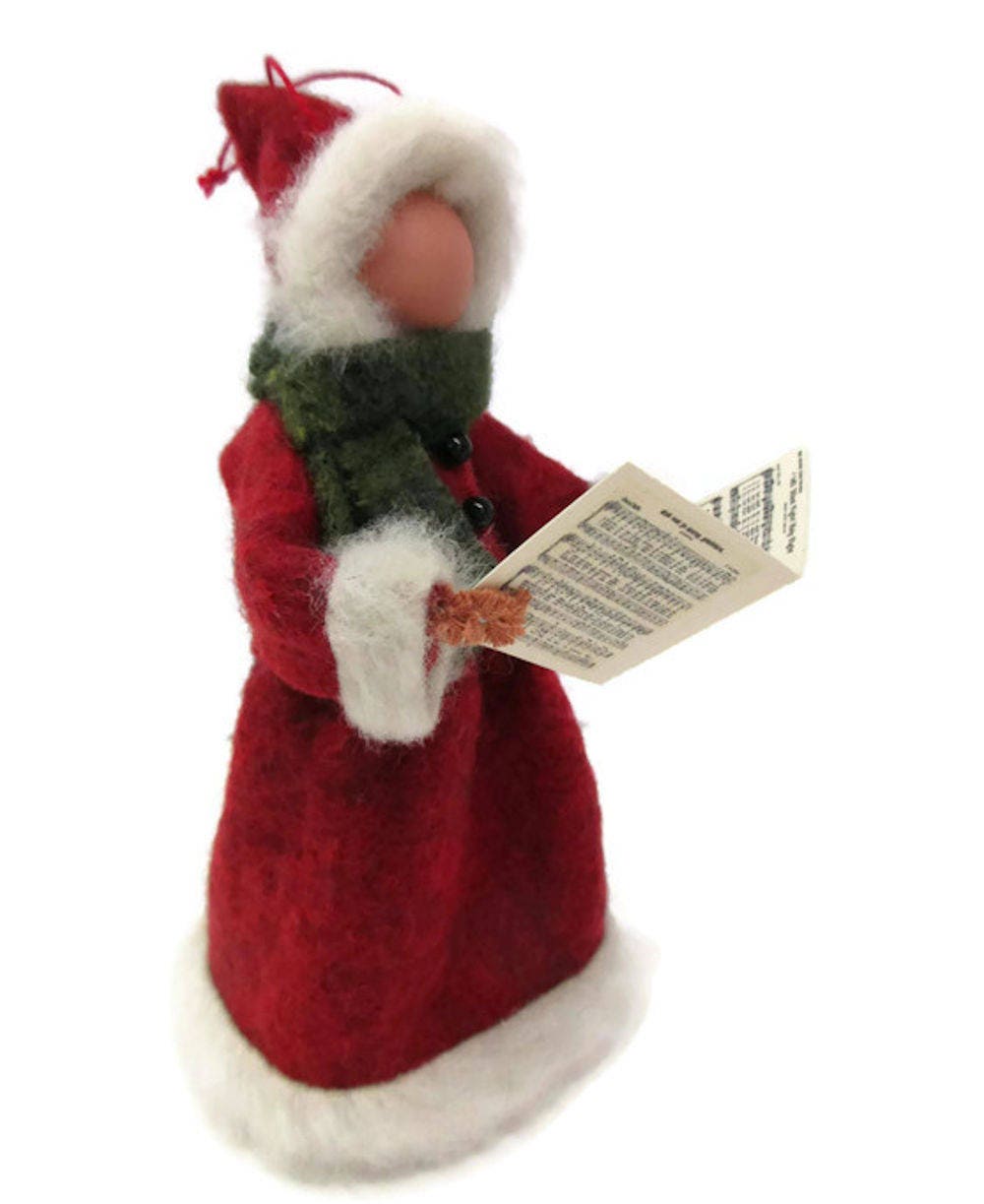 Lady Caroler